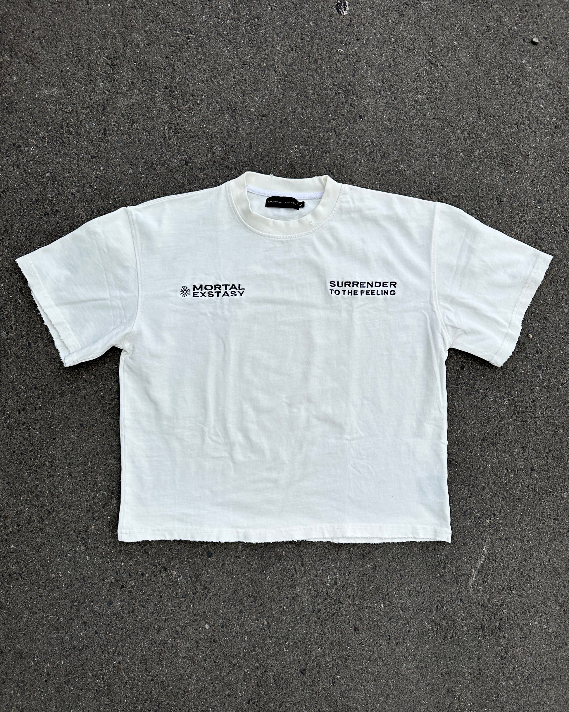 SURRENDER DISTRESSED TEE