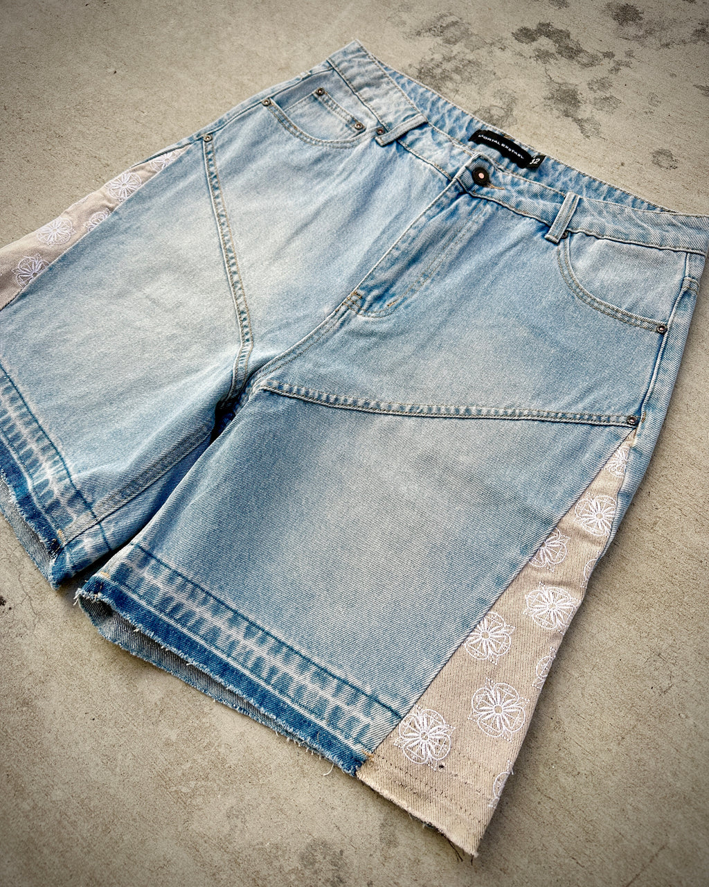 MORTAL FLOWER JORTS