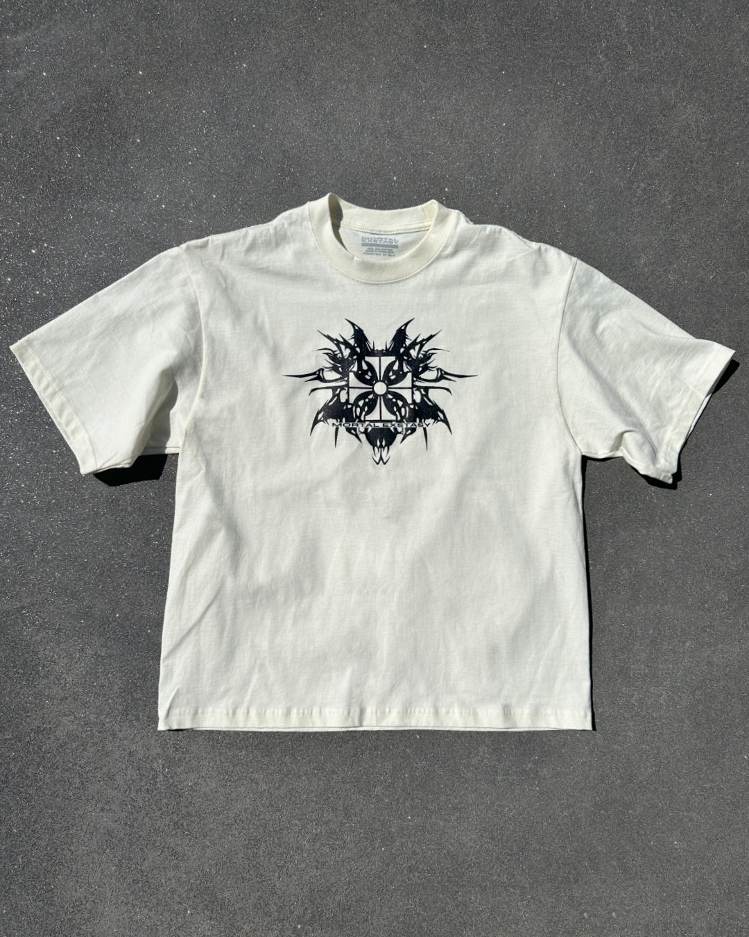 DEBUT SIGIL TEE