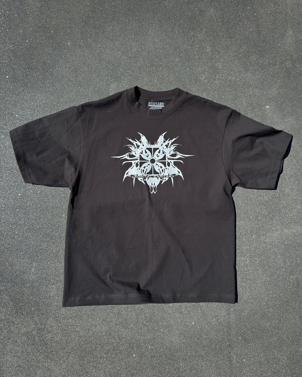 DEBUT SIGIL TEE